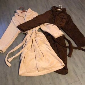 Plush Beige and Brown Bath Robes🧥